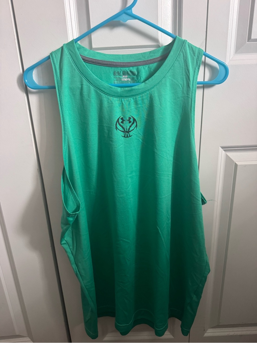 🌟 4 for $20 Sale!!
Under Armour Mint Green Sleeveless Training Tank